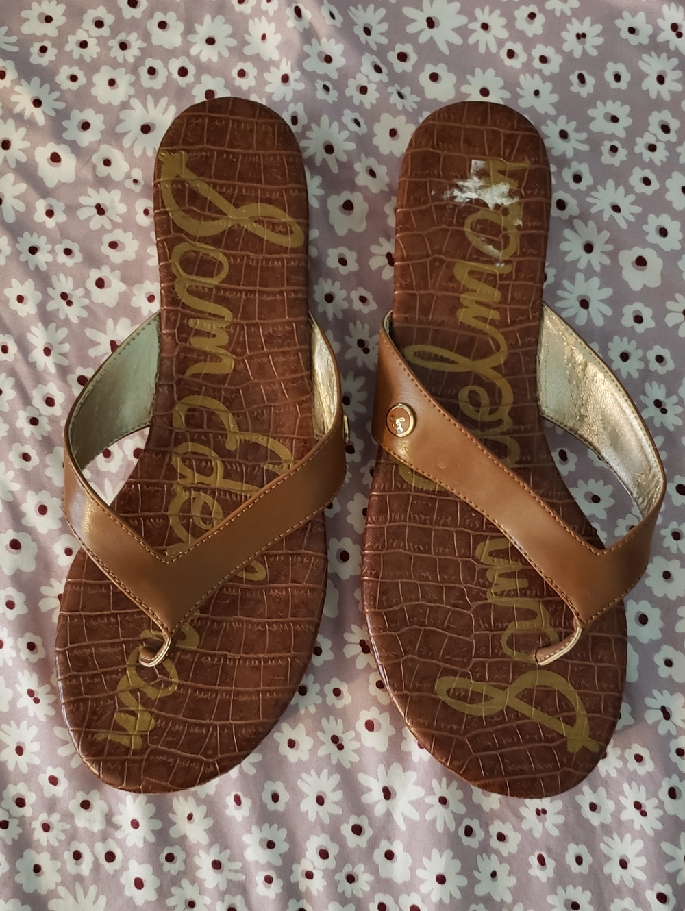 Sam Edelman V‑Strap Flip Flop Sandals